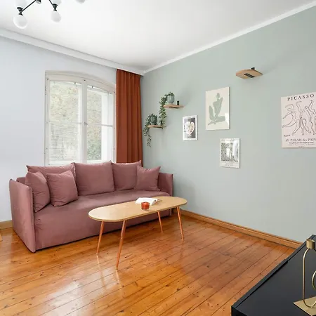 Family With A Remote Work Space In By Renters Poznań
